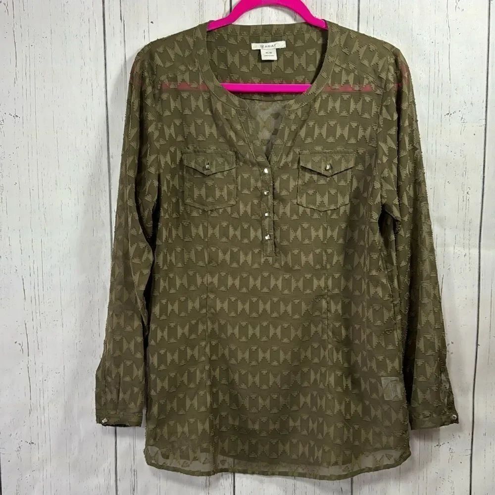 Ariat Olive Green Geometric Print Henley Blouse Western Cowgirl Rodeo Ranch M